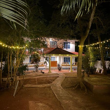 Barefoot Hostels, Варкала Экстерьер фото