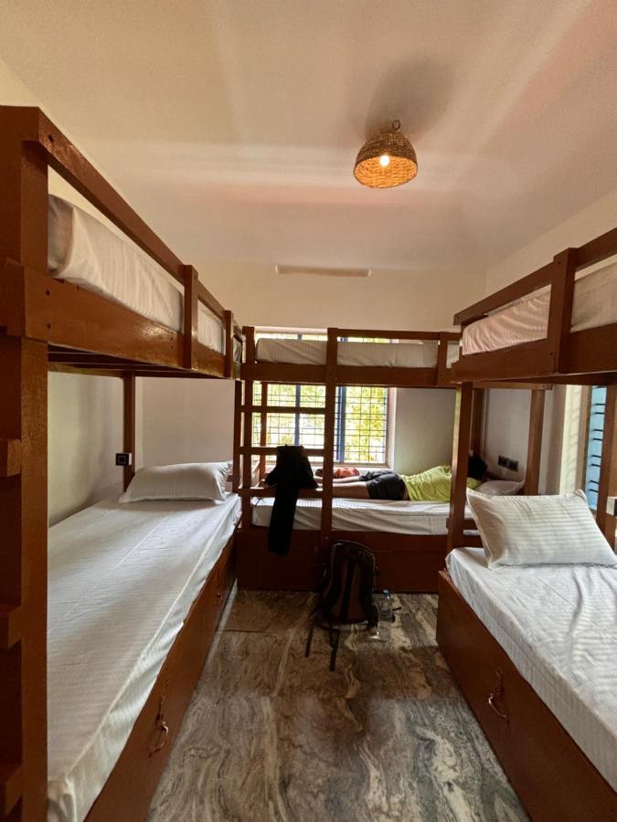 Barefoot Hostels, Варкала Экстерьер фото
